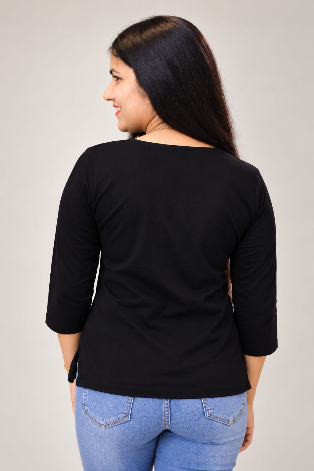 Midnight Bloom Embroidered Tunic - Image 3